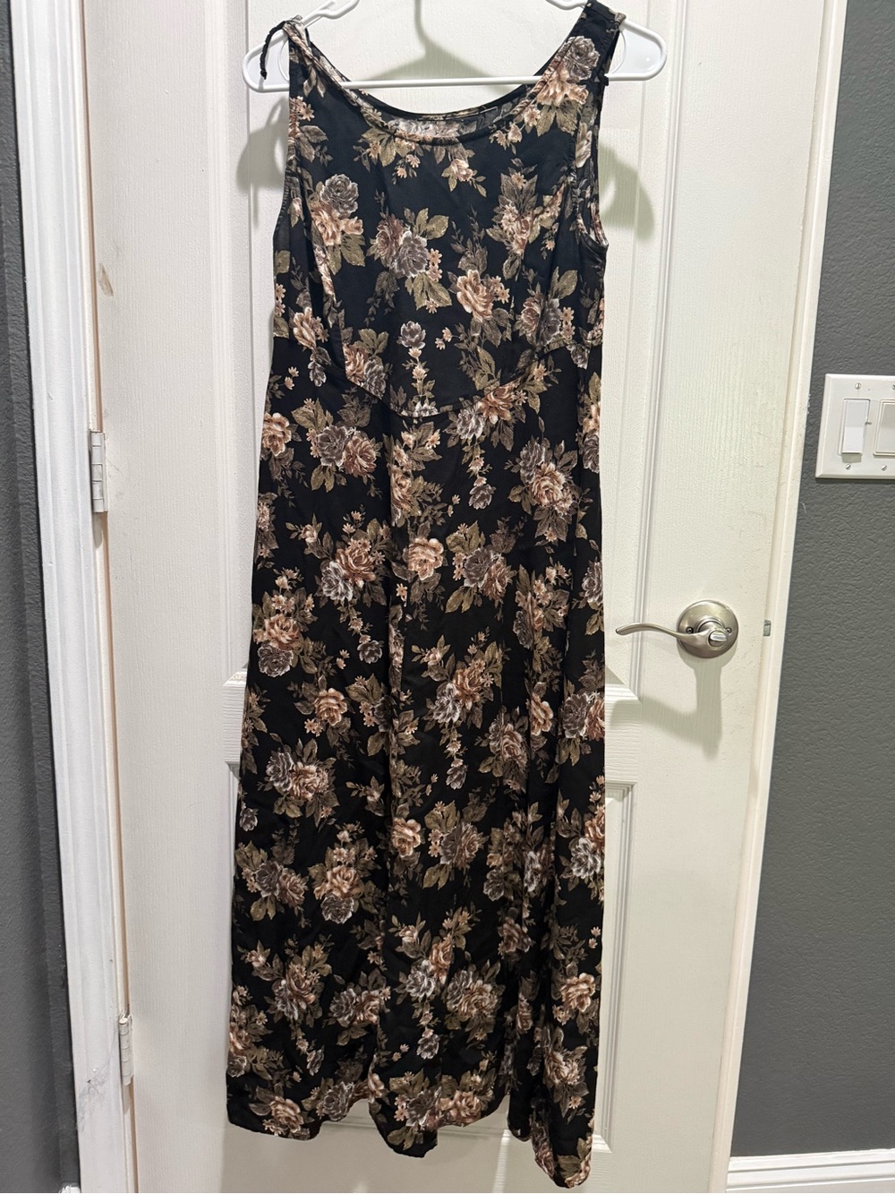 90s Black Floral Sleeveless Maxi Dress